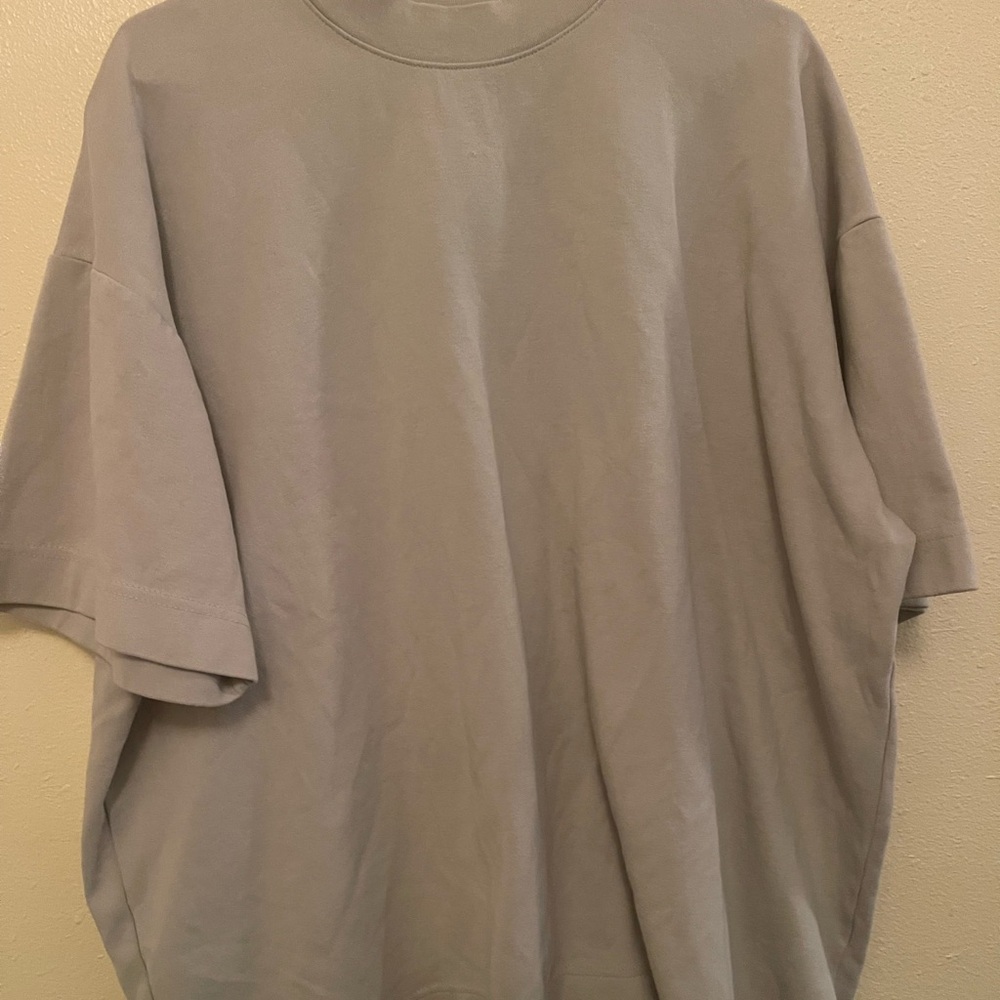 IMAN Men's Light Gray Short Sleeve Tee